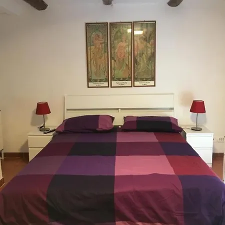 Mida House
